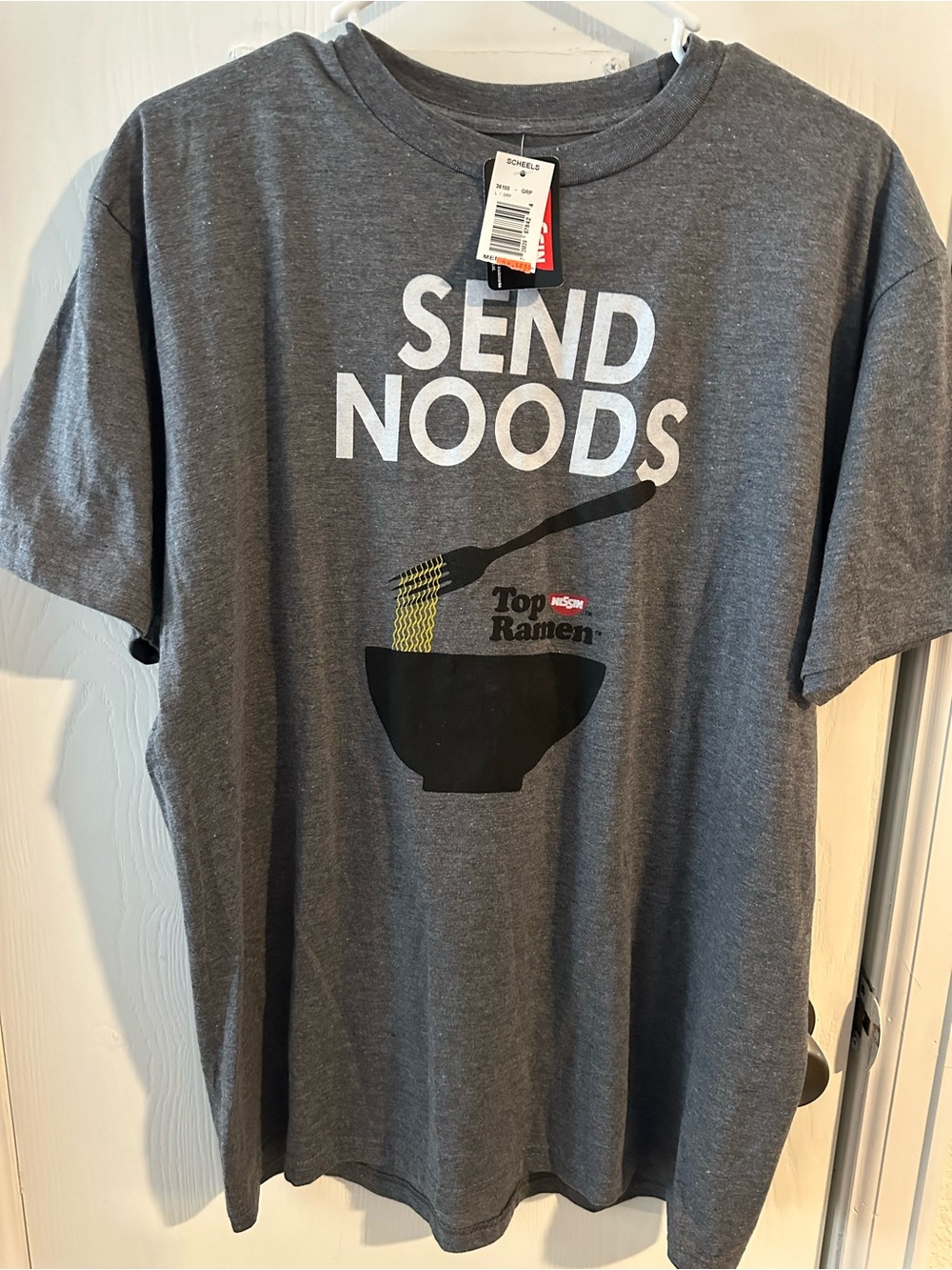 NWT Men's Top Ramen 'Send Noods' Graphic Tee - Gray from Scheels Size L